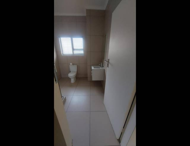 2 BEDROOM TOWNHOUSE FOR SALE IN LILIANTON